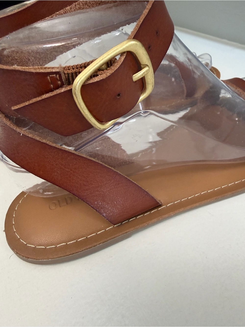 OLD NAVY Women's Brown Ankle-Strap Leather Sandals - Picture 4 of 6